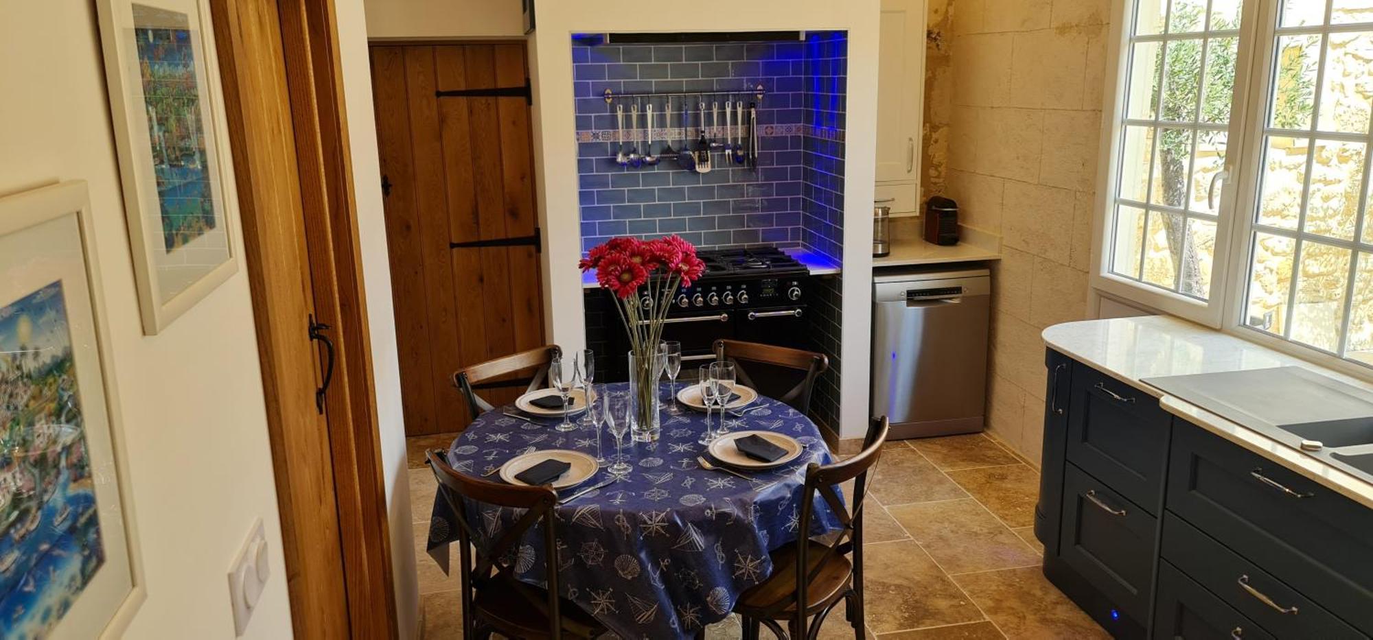 Dom Peyreton Prestige Cottages Set In A Charming Wine Property Villegouge Exterior foto
