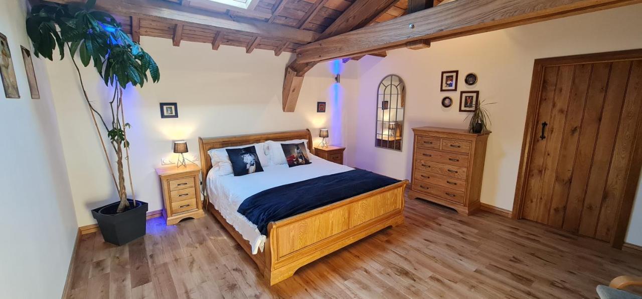Dom Peyreton Prestige Cottages Set In A Charming Wine Property Villegouge Exterior foto